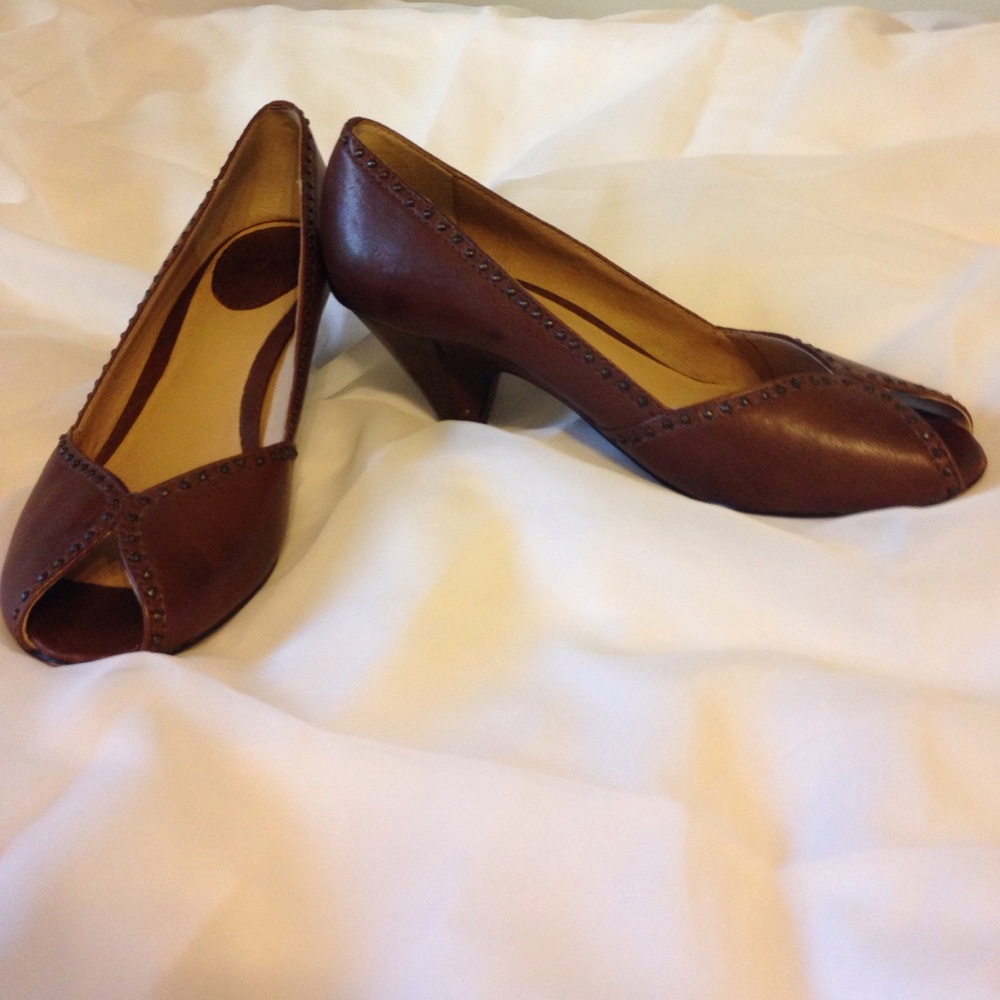 Frye Dark Brown Heels Size 8.5